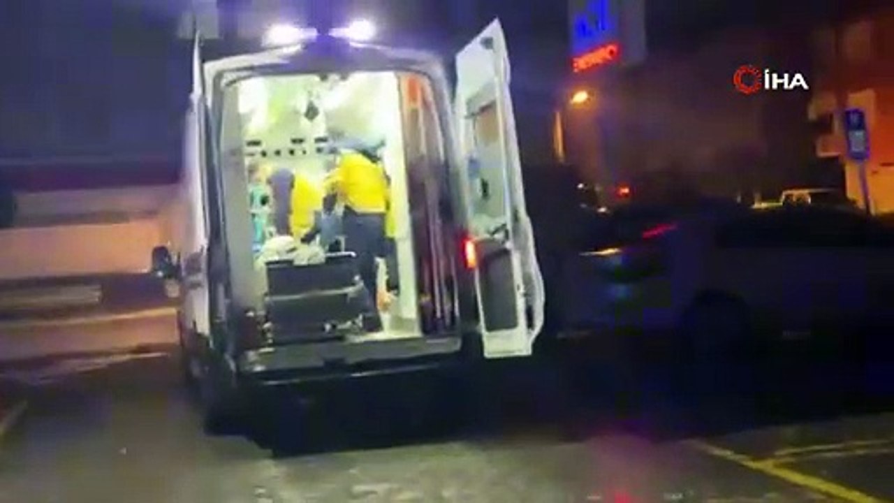 TEM’de tıra çarpan panelvan ikiye bölündü: 1 ağ...