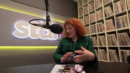 Η Όλγα Αυγερινίδου, σχολική καθαρίστρια στον StarFM