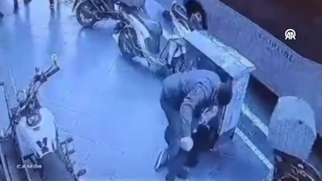 Tekirdağ'da yolda yürüyen kişinin kafasına taşla vuran şüpheli gözaltına alındı