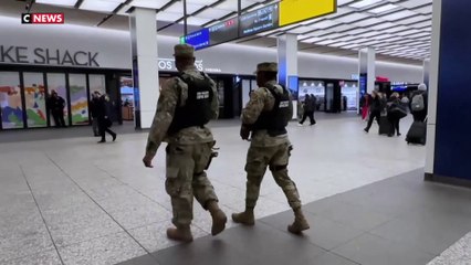 Download Video: Etats-Unis : plusieurs centaines de soldats mobilisés dans le métro de New York