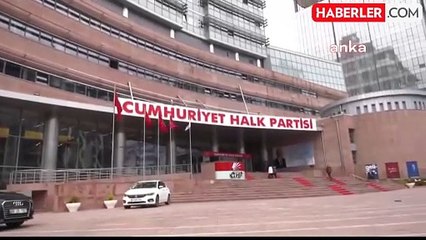 Özgür Özel'den "Lider benim" mesajı: Ekrem Bey'le de Burcu Hanım'la da konuştum, mesele kapandı