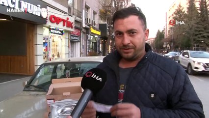 Eskişehir'de ilginç anlar: ''Ara beni kardeşim'' notu ile, aracına çarpan sürücüyle arkadaş oldu