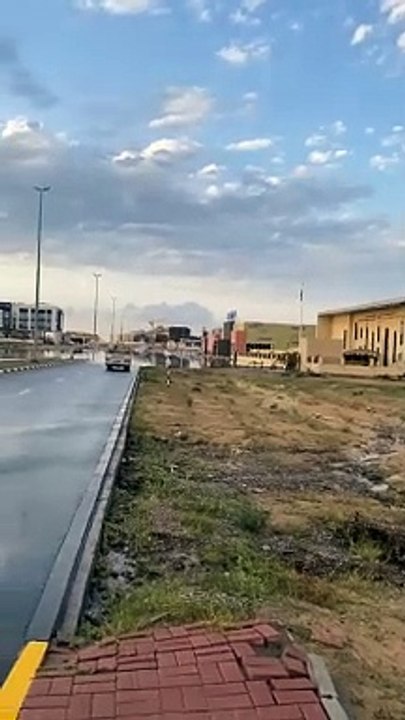 UAQ rains