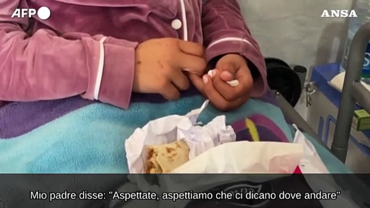 Gaza, 15enne salvata dopo oltre 40 ore trascorse sotto le macerie di un raid israeliano