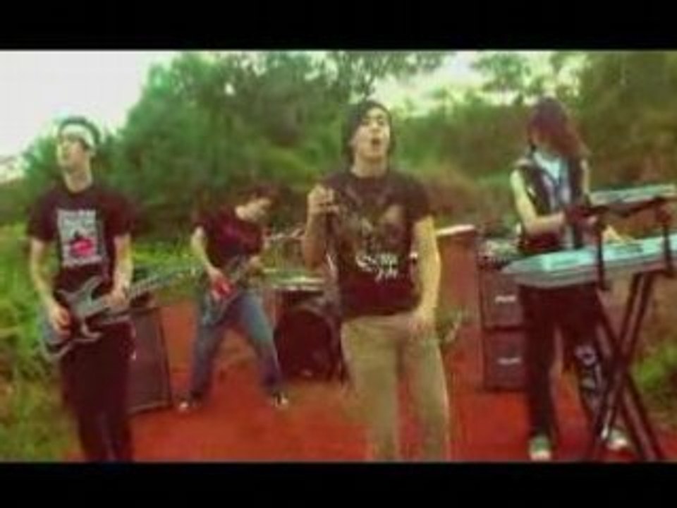 Aim for the Heart - Long Live the Dead