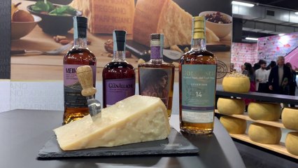 Parmigiano Reggiano soffia 90 candeline e "sposa" il whisky