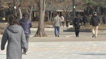 [날씨] 휴일 맑고 낮부터 추위 풀려, 서울 10℃...큰 일교차 유의 / YTN