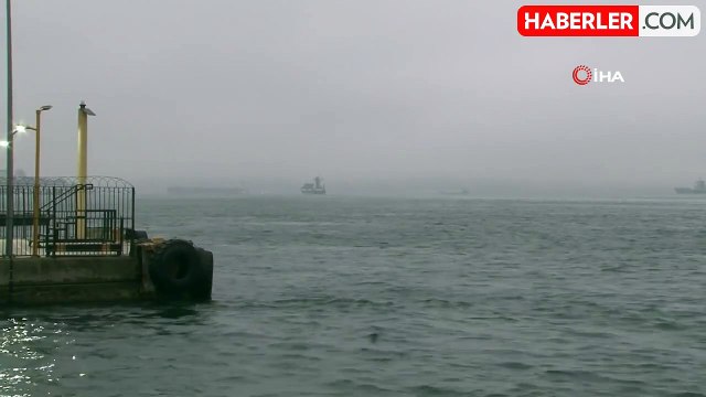 İstanbul Boğazı'nda gemi trafiği çift yönlü askıya alındı