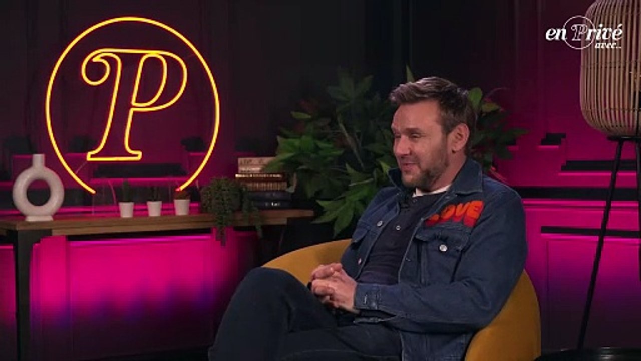 Jeanfi Janssens dans En privé avec, de Purepeople