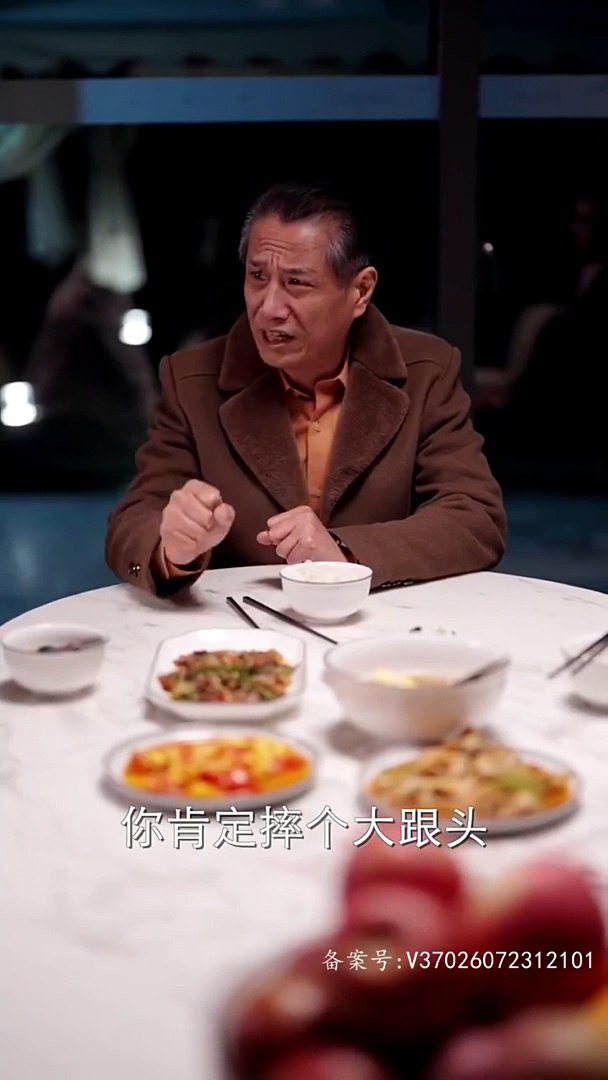 ⁣热门短剧推荐 《鲍治玥 - 女扮男: 靠近云端的你》 (上)