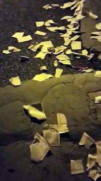 Ramazan öncesi Mersin'de provokasyon! Kur'an-ı Kerim'i yırtıp sokağa attı