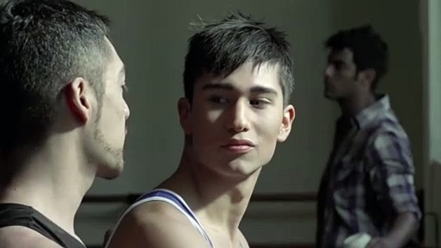 Tout le bonheur du monde Bande-annonce (EN)