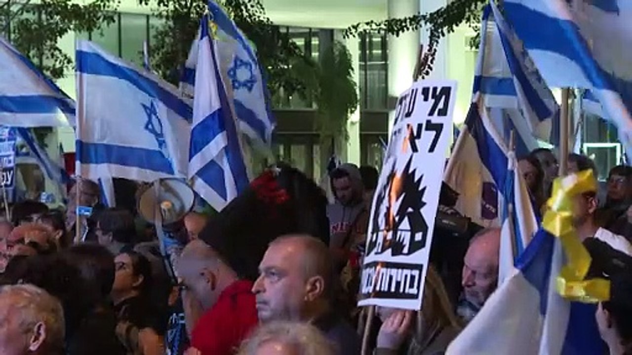 Tausende Israelis fordern Rücktritt Netanjahus