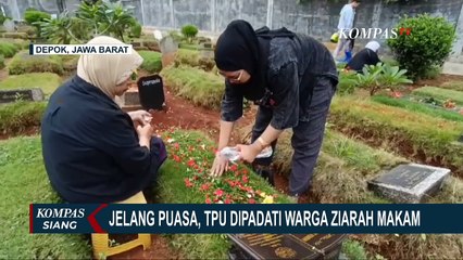 Video herunterladen: Jelang Ramadan: Tempat Pemakaman Umum Dipadati Warga Ziarah Makam, Penjual Bunga  Raup Rezeki