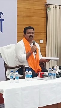 न्यू सर्किट हाउस में उपमुख्यमंत्री विजय शर्मा की प्रेसवार्ता