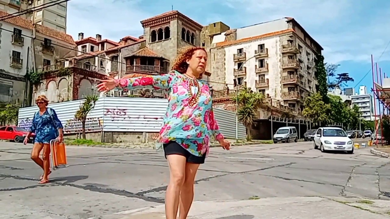 Novia Cumbianchera Me voy canta Giselle Romina Castillo Vargas