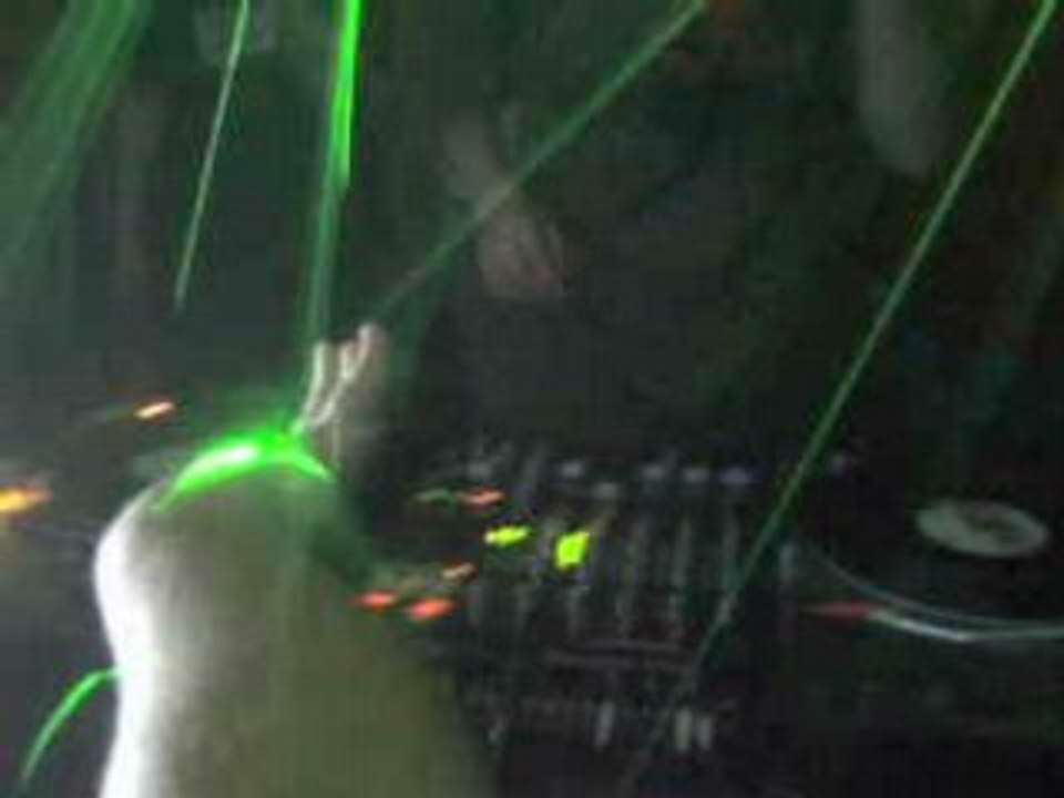 04.04.08 DJ Faust, Scratch The Mastery