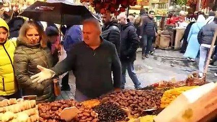 Ramazan'ın vazgeçilmezi olan hurmayı yemeden önce yıkamak gerekir mi?