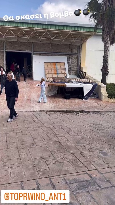 ΑΝΤ1: Εκτός αέρα το το Πρωινό - Η ανάρτηση του Γιώργου Λιάγκα έξω από το στούντιο