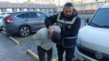 Samsun'da iş arkadaşına bıçak çekip, patronunun 15 bin TL'sini gasbeden kurye tutuklandı