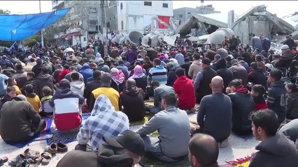 Gazans celebrate Ramadan despite war and suffering