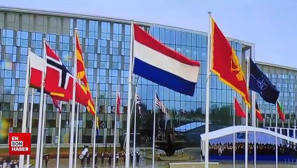 İsveç bayrağı, NATO karargahında göndere çekildi