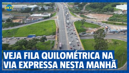 Trânsito na Via Expressa, na Grande BH, é registrado nesta segunda