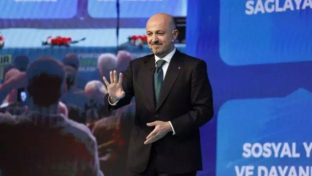 AK Parti Yüreğir Belediye Başkan adayı Halil Nacar projelerini açıkladı