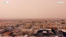 Arabia Saudita, una tempesta di sabbia si abbatte su Riad