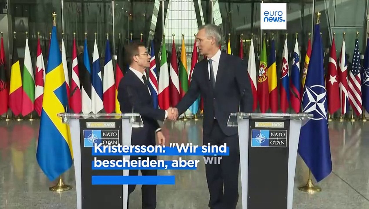 32. Mitglied: NATO hisst schwedische Flagge