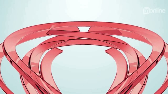 Bombeiros combatem incêndio em indústria de papel em Apucarana