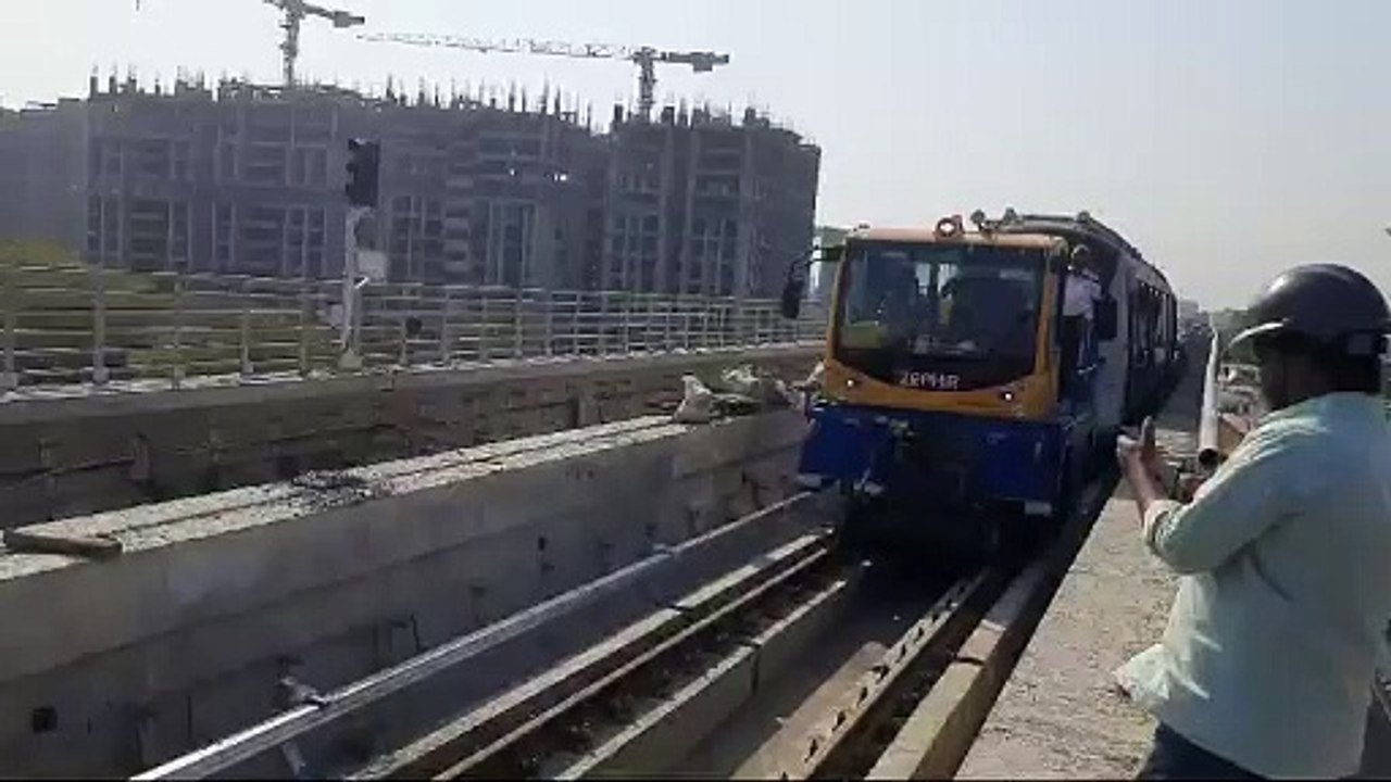 VIDEO: जीएनएलयू से गिफ्ट सिटी तक मेट्रो ट्रेन क...