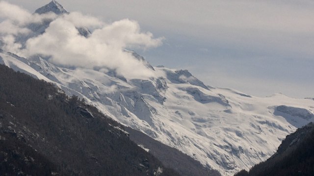 Suisse : cinq des six randonneurs à ski disparus dans les Alpes retrouvés morts