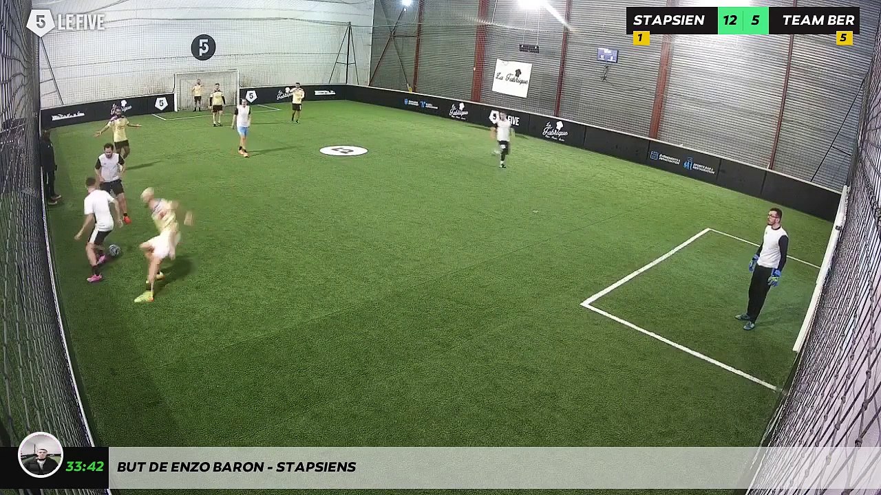 But de Enzo Baron - STAPSIENS