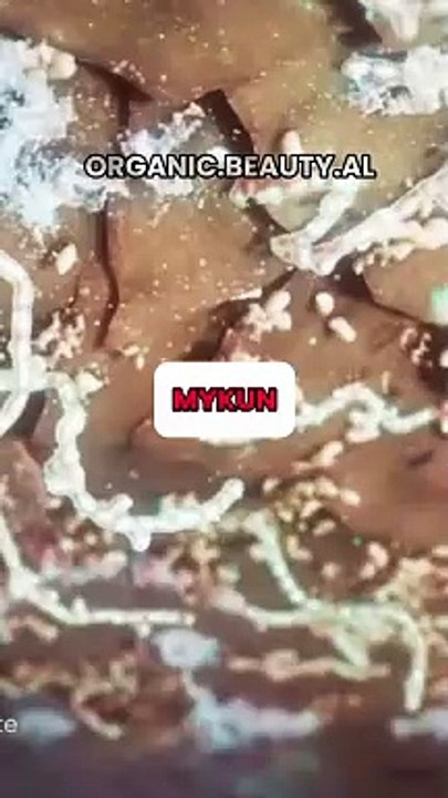 Vlerat dhe përfitimet Rrugët e frymëmarrjes Vaji esencial i rigonit ndihmon në eliminimin e mukusit të padëshiruar në rrugët e frymëmarrjes dhe...