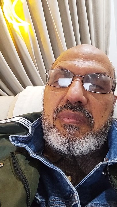 ليس الصيام من الأكل والشرب إنما الصيام من اللغو والرفث