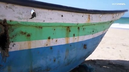 الجوع يُرغم صيادي غزة على ركوب البحر رغم خطر الموت بنيران الزوارق الإسرائيلية