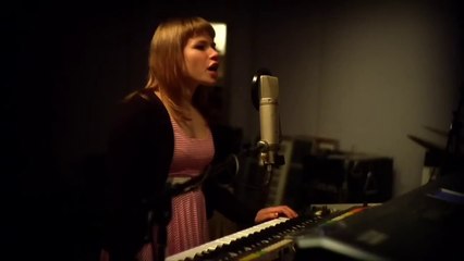 Savoir Adore - Sarah's Secret (Live Cantora Creative 2008)