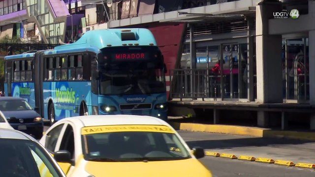 Piden a ciclistas, patines y autos que no invadan carril exclusivo de Mi Macro Calzada