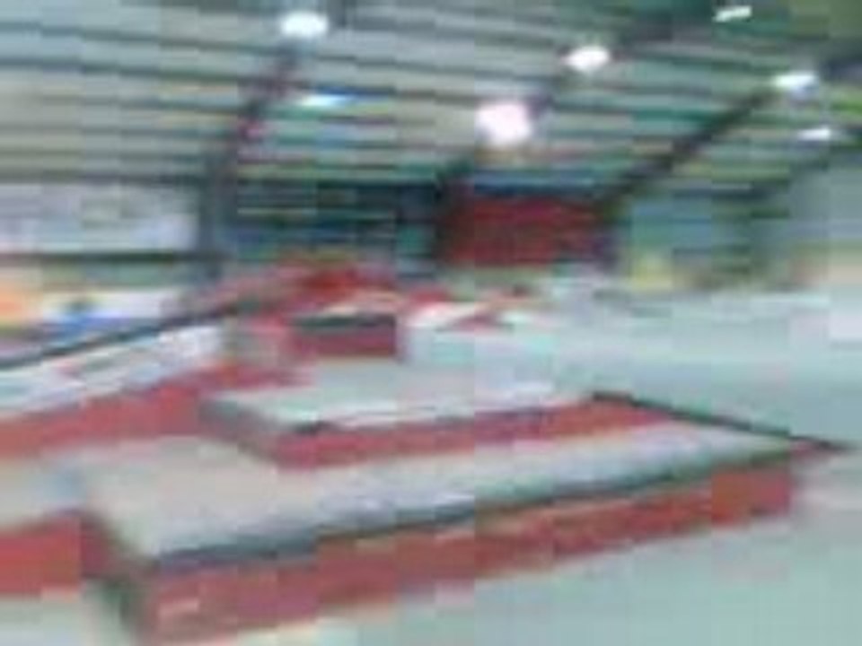 bastien au skateparck de chelle plan plus tricks de valent1