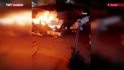 Elektrik kabloları bomba gibi patladı