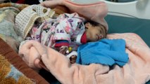الجزيرة تنقل معاناة أهالي أطفال في المستشفى الأوروبي في غزة