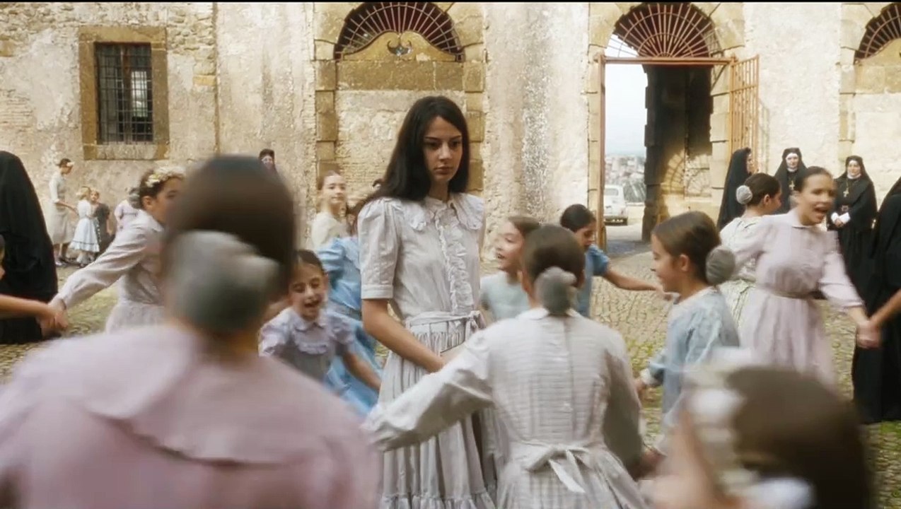 La Malédiction : l'origine Bande-annonce (2) VF