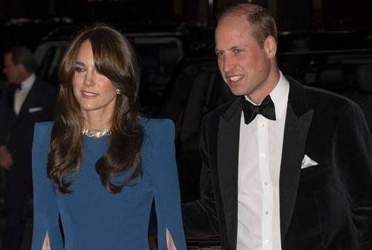 Kate Middleton photographiée avec William à la sortie du château de Windsor après son hospitalisation… Elle se rendait à un rendez-vous privé