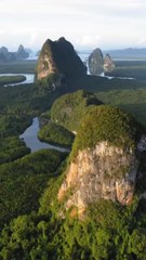 LE PLUS ATYPIQUE paysage de Phang Nga en Thaïlande [@tobi.schoepflin]