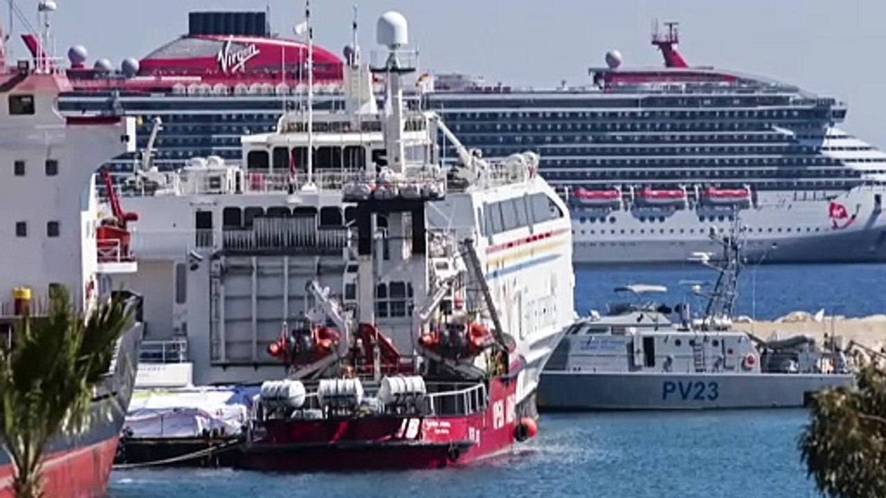 Erstes Schiff mit Hilfslieferungen für Gaza verlässt Zypern