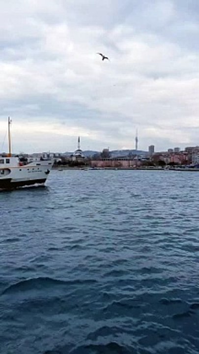 vapur çay simit