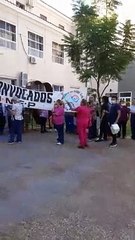 Banderazo en el "Eva Perón"