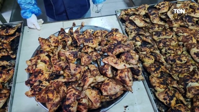 رجل أعمال قبطي يقيم مائدة رحمن منذ 9 سنوات لافطار الصائمين فى شهر رمضان بالغردقة ❤