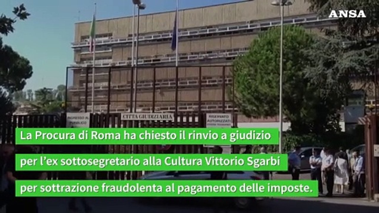 Acquisto' quadro all'asta, chiesto processo per Sgarbi